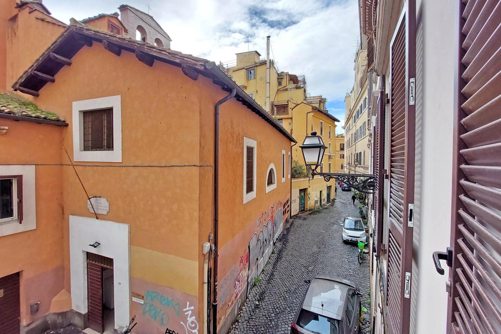 Ych-Lussuoso Appartamento Al Colosseo Rome Bagian luar foto